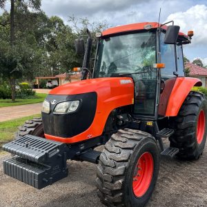 2016 Kubota M108 S