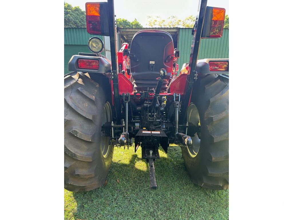 2022 Mahindra 3650 50HP Tractor, 27hrs, E.M.U.S MS868 - Image 5