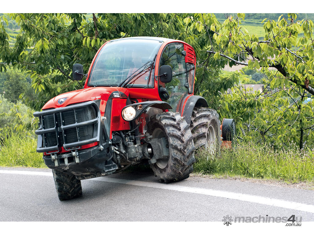 Antonio Carraro 4WD 89hp Tractor - Super Low, Large Rear Wheels! - Image 7