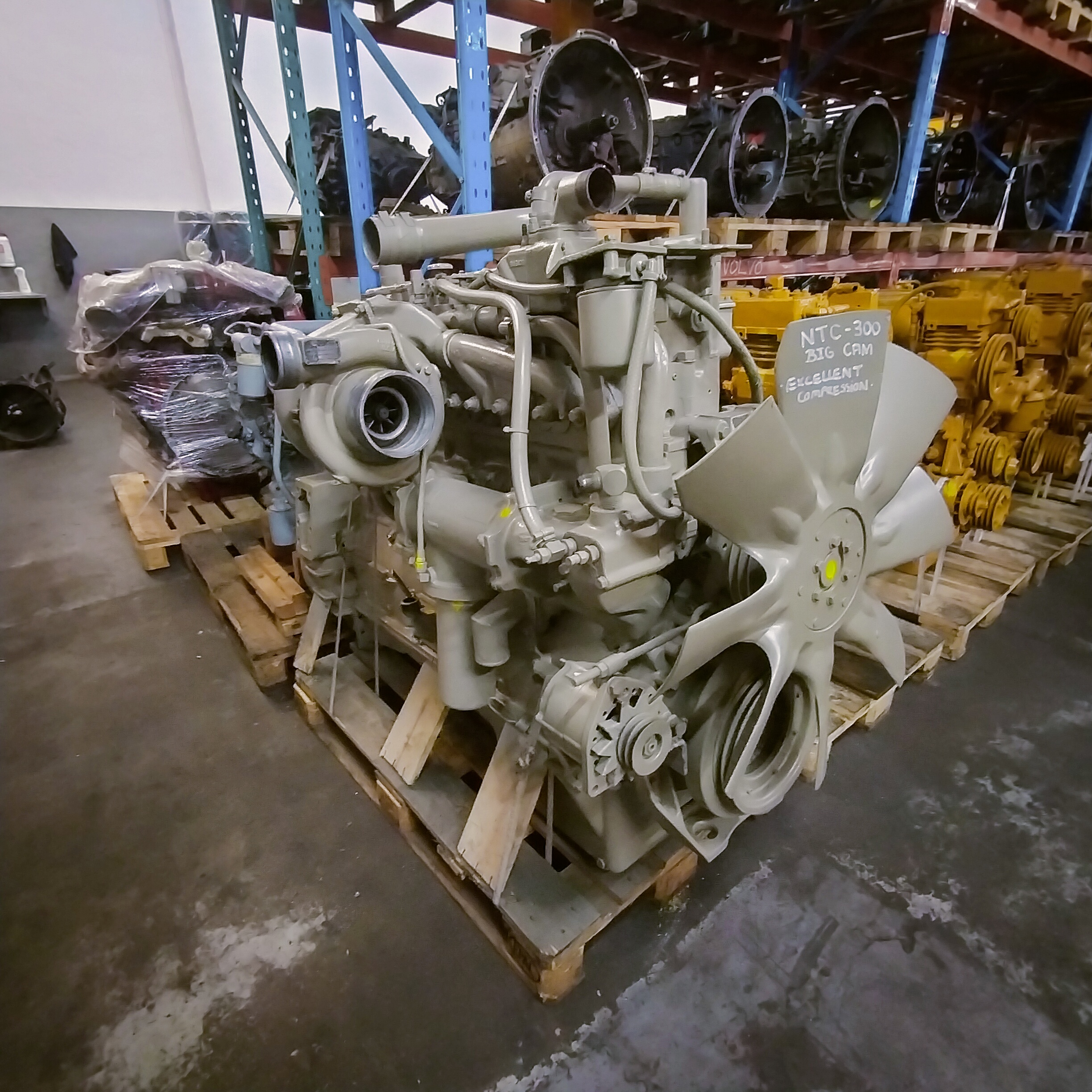 Cummins NTC-300 BIG CAM Truck Engine