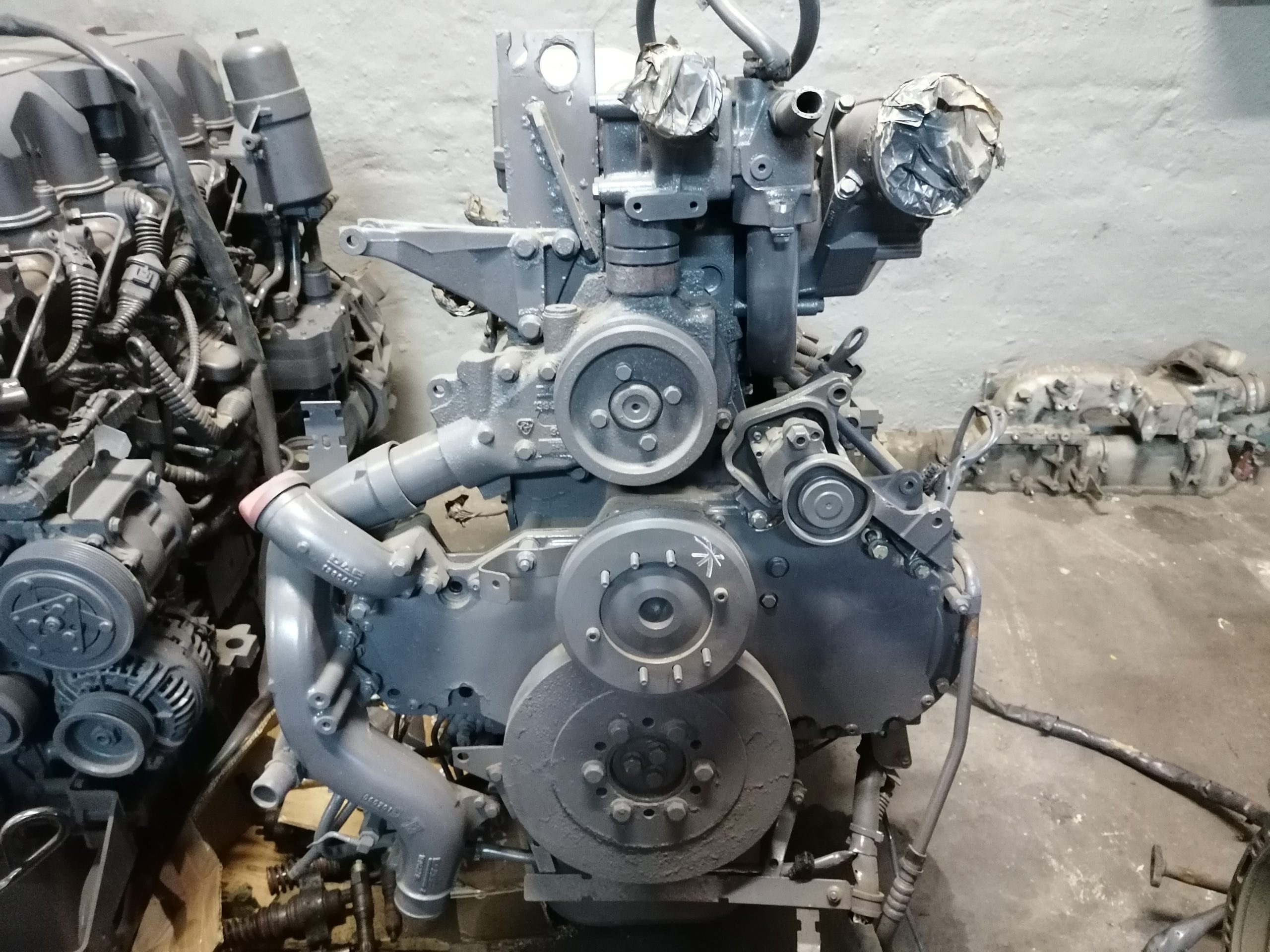 DAF XE315 Truck Engine - Image 3