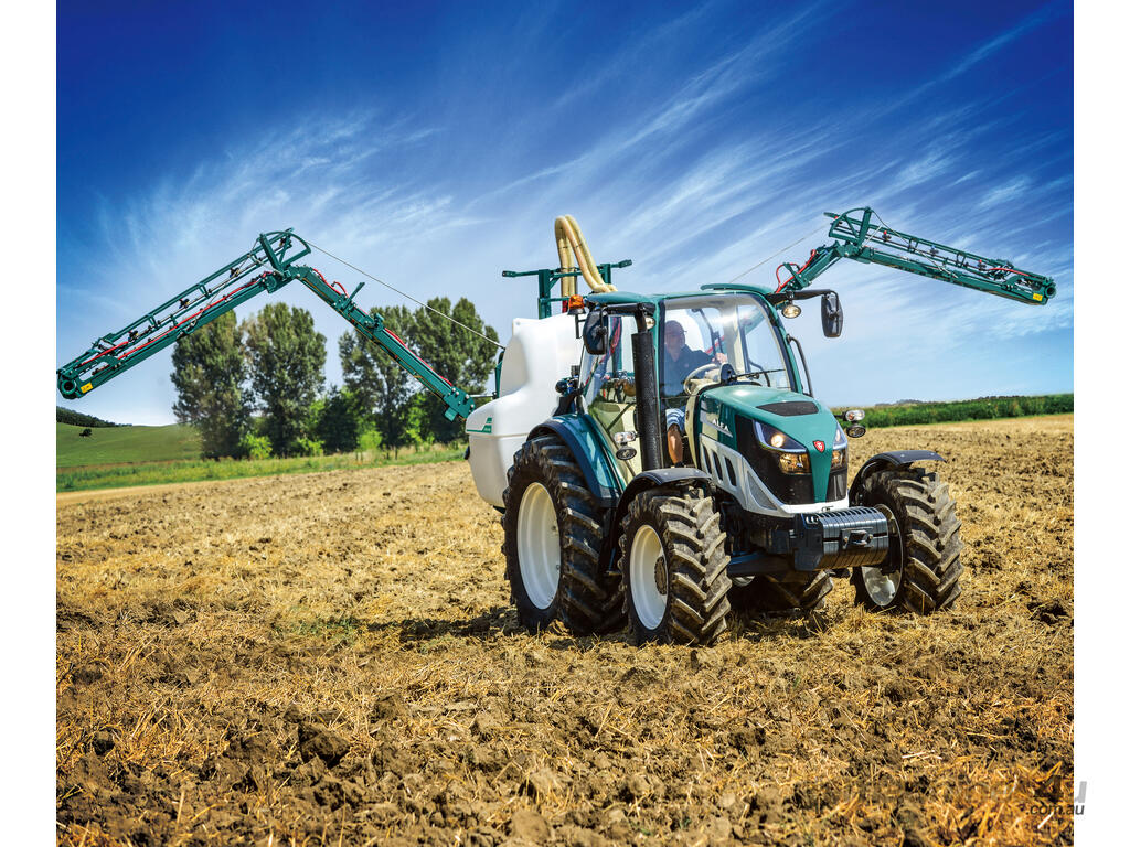 LOVOL P5130 - POWERSHIFT - 130HP Tractor